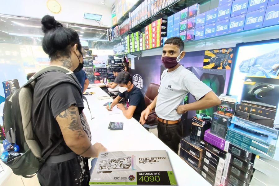 Your 2025 Insider's Guide to Nehru Place Computer Market: Buy Genuine PC Parts in Delhi